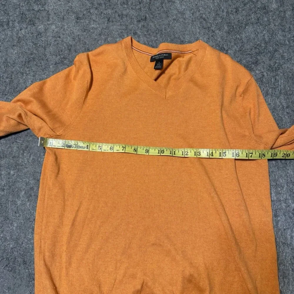 Banana Republic Luxury Blend V Neck Sweater Mens Small Silk Cotton Cashmere
